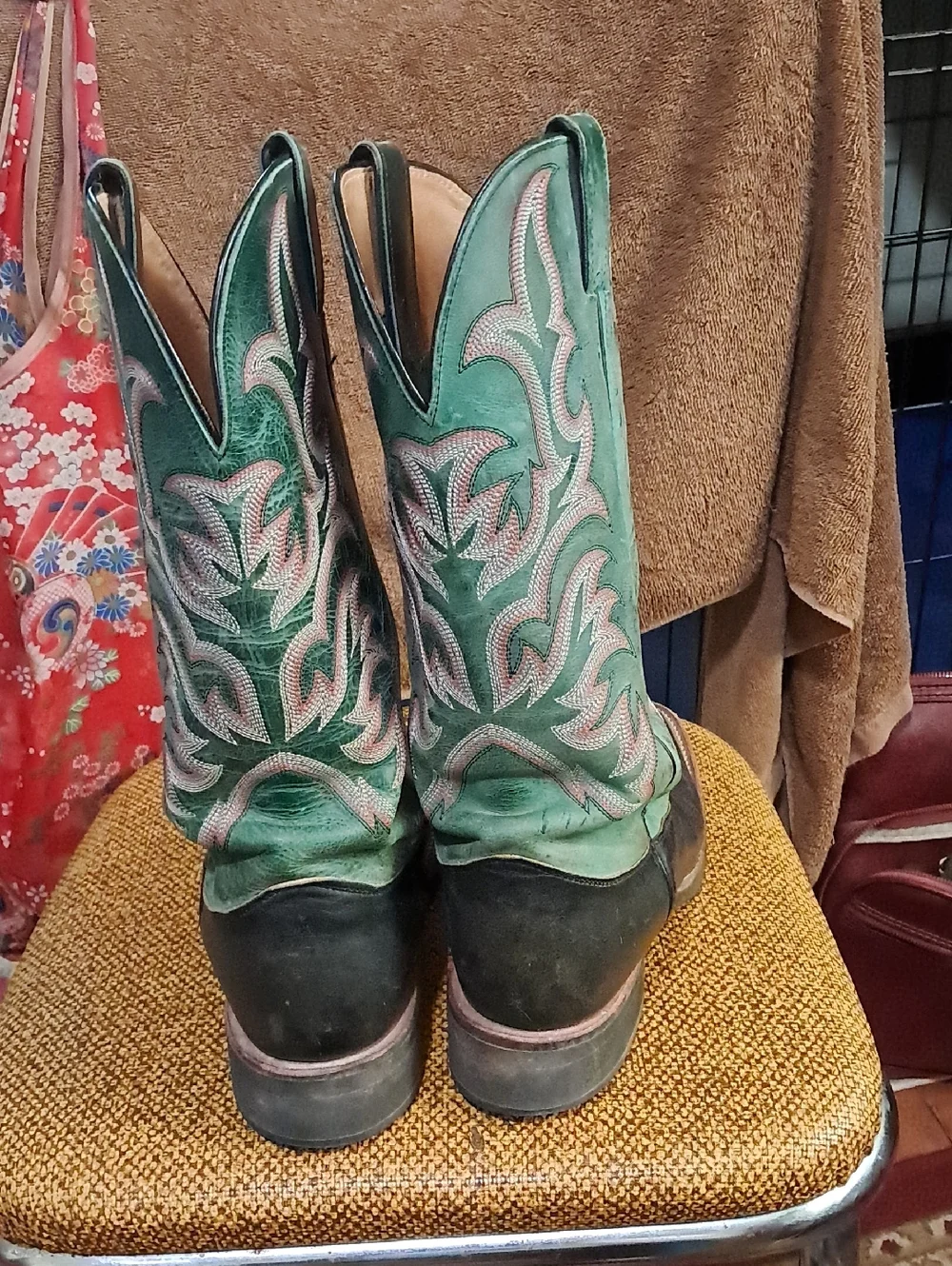Justin Cowboy Boots - Picture 4 of 11